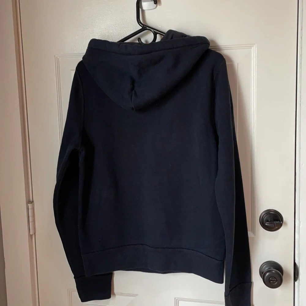 πHPπHOLLISTER Surf πββοΈ Team Boys Hoodie in Navy Blue with White accents! - Picture 11 of 11